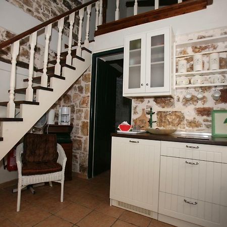 Christina'S Stone Cottage Kassiopi Exterior foto